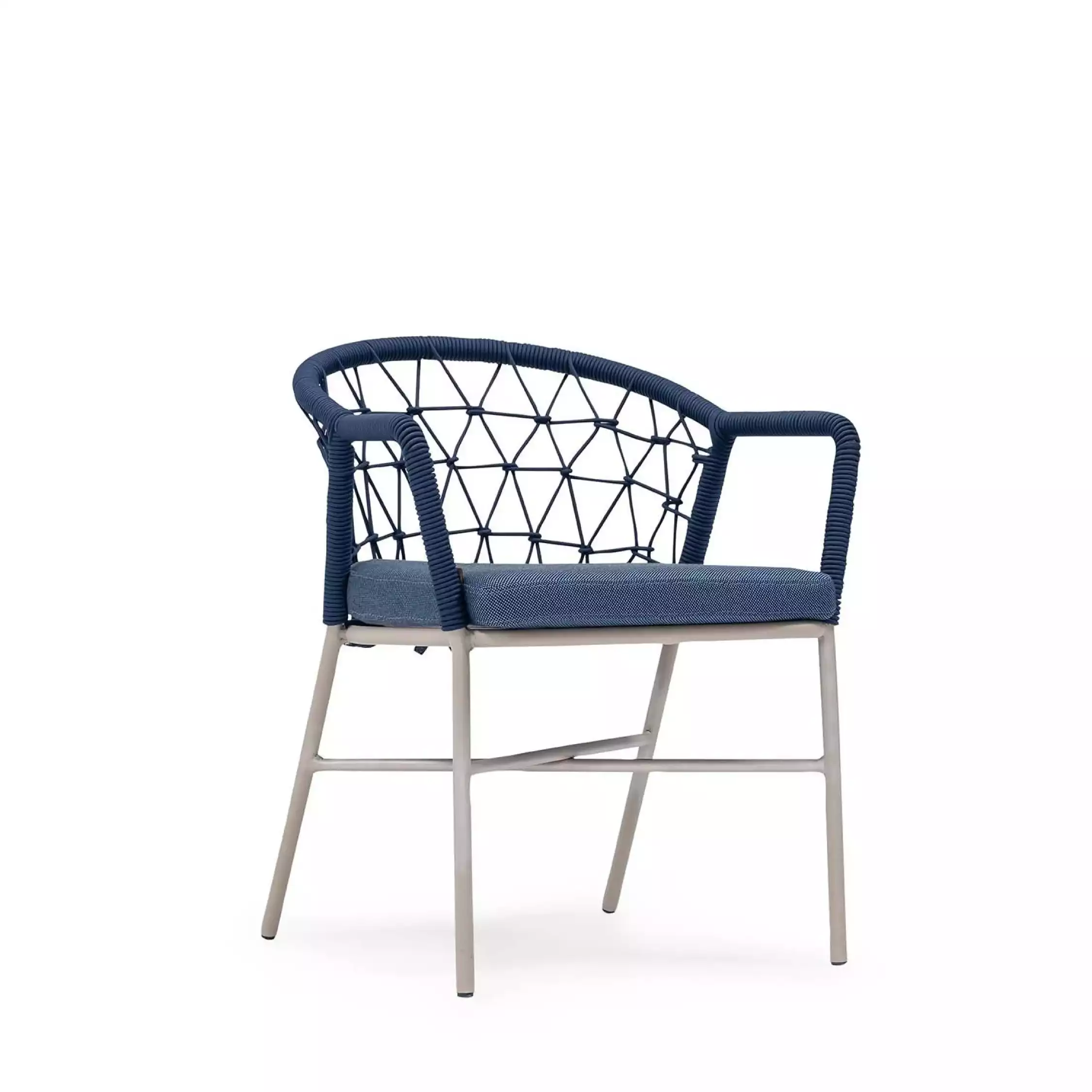 Yelka Chair